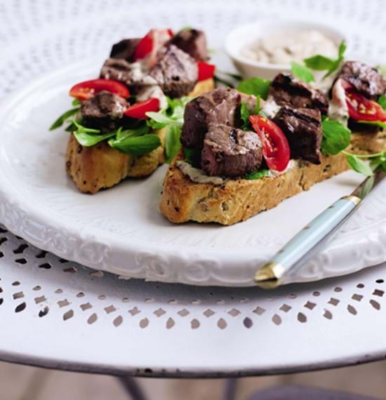 Steak and Tomato Bruschetta with Worcestershire Sauce and Chive Mayonnaise