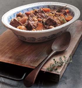 Aromatic Beef with Orange and Apricots