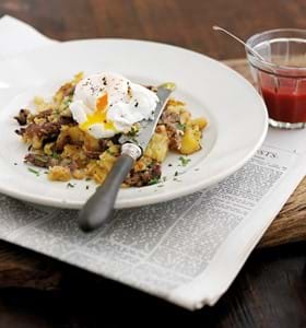 Roast Beef Hash with Eggs