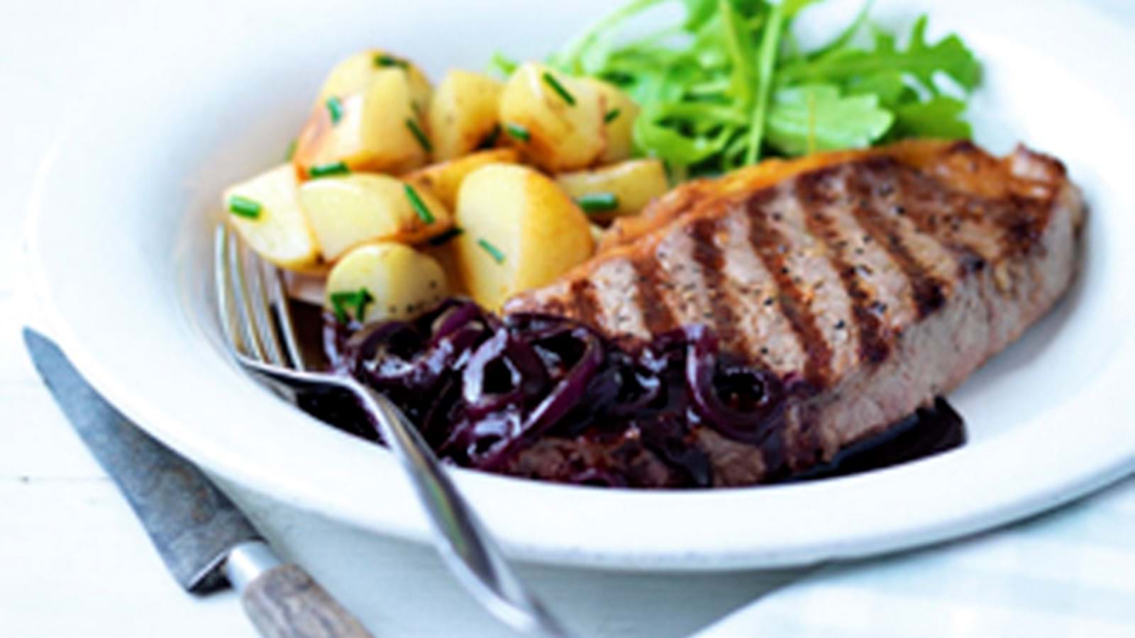 steaks with red wine sauce
