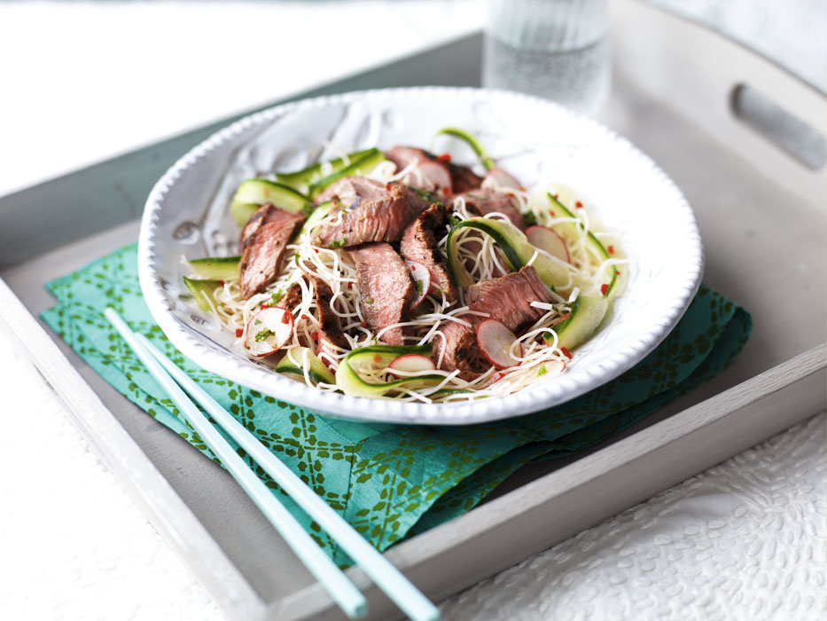 Thai shop beef noodles
